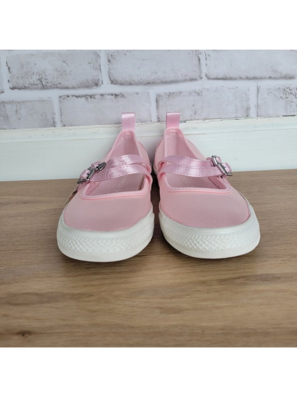 ❤️Converse Chuck Dainty Mary Jane Mesh Sz 8.5 Women's Shoes Sneaker Pink A17482F - Picture 4 of 11